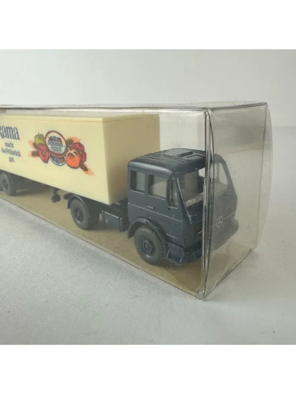 Wiking Mercedes-Benz 1626 Model Truck Rama Werbung Edition